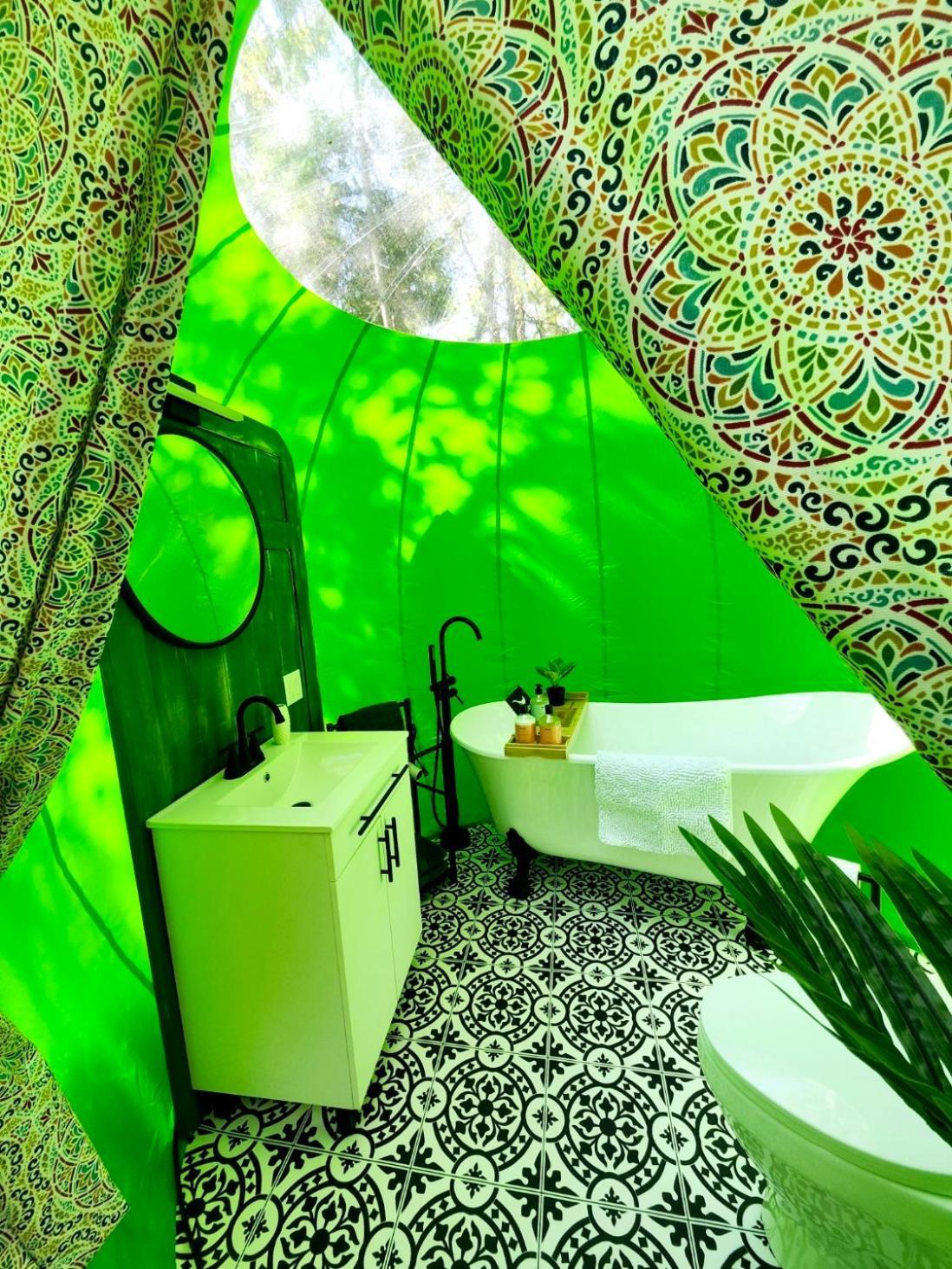 Estrella Glamping Hotel Caraquet Luaran gambar